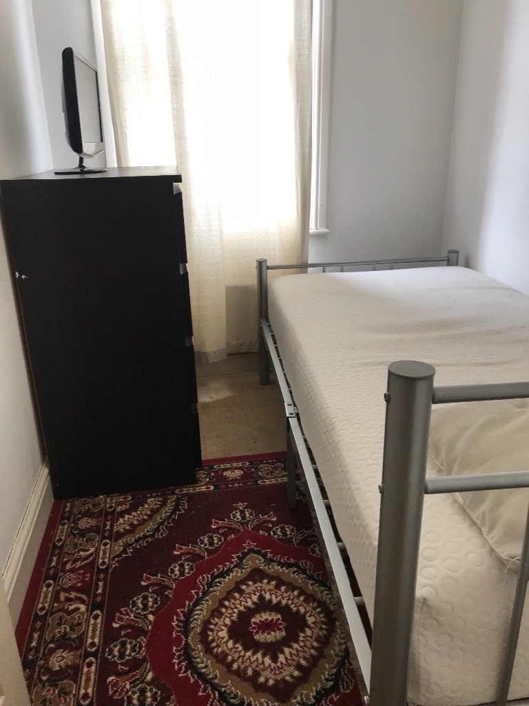 Box room in Hounslow in Hounslow, London Gumtree
