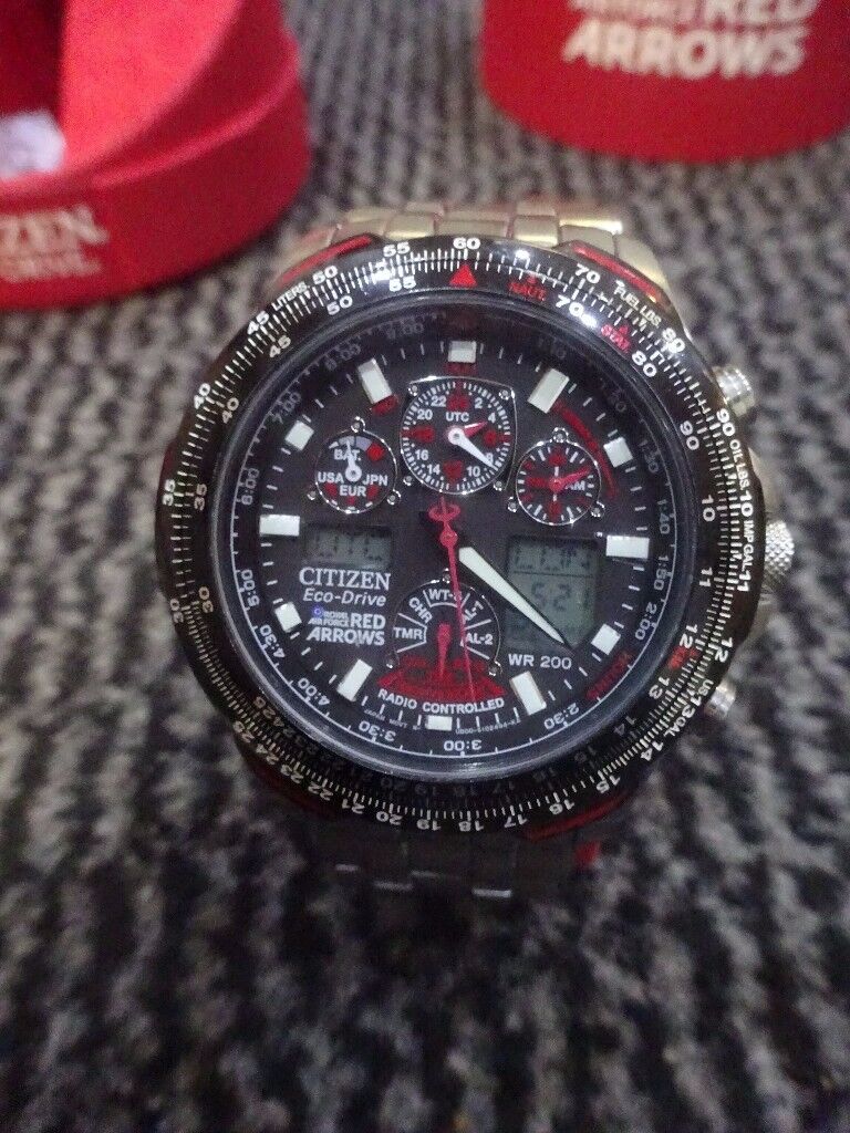 CITIZEN MEN'S ROYAL AIR FORCE RED ARROWS RADIO CONTROLLED ECO-DRIVE WATCH - JY0100-59E | in