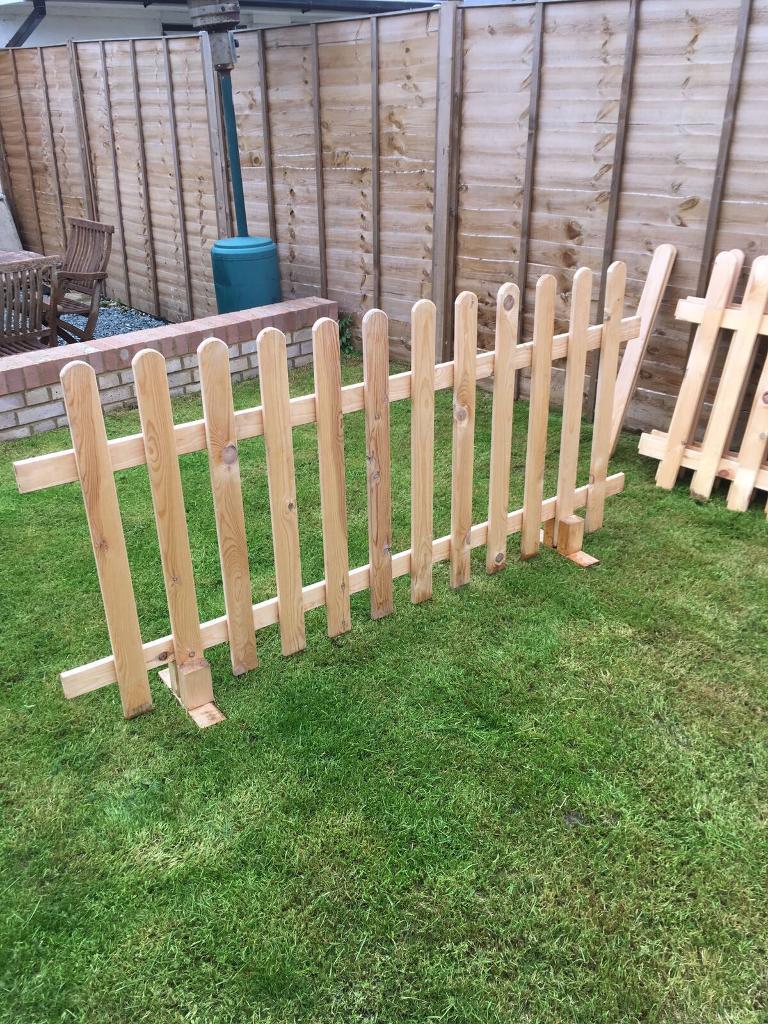 Picket Fence Panels (Freestanding) in Gloucester, Gloucestershire