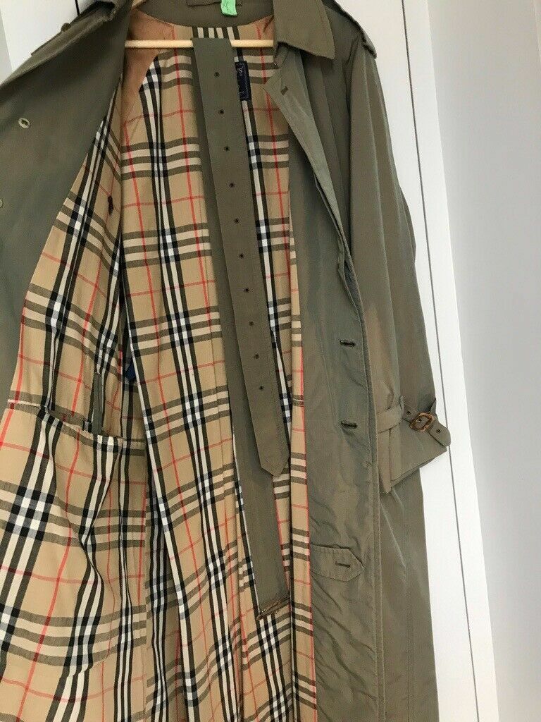Genuine Vintage Burberry Classic Mens Mac Trench Coat, Raincoat Size