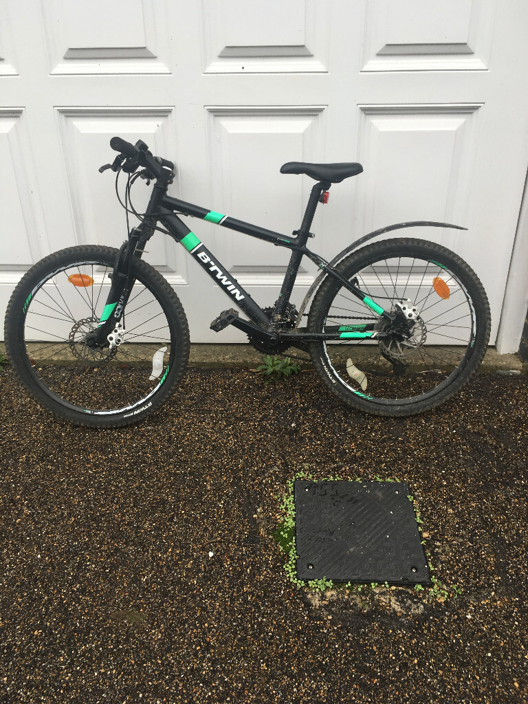 btwin rockrider 700 mountain bike