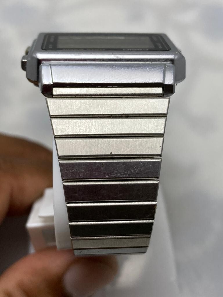 Vintage Casio 563 DBC-600 Telememo Data Bank Men's Watch Used As A Parts
