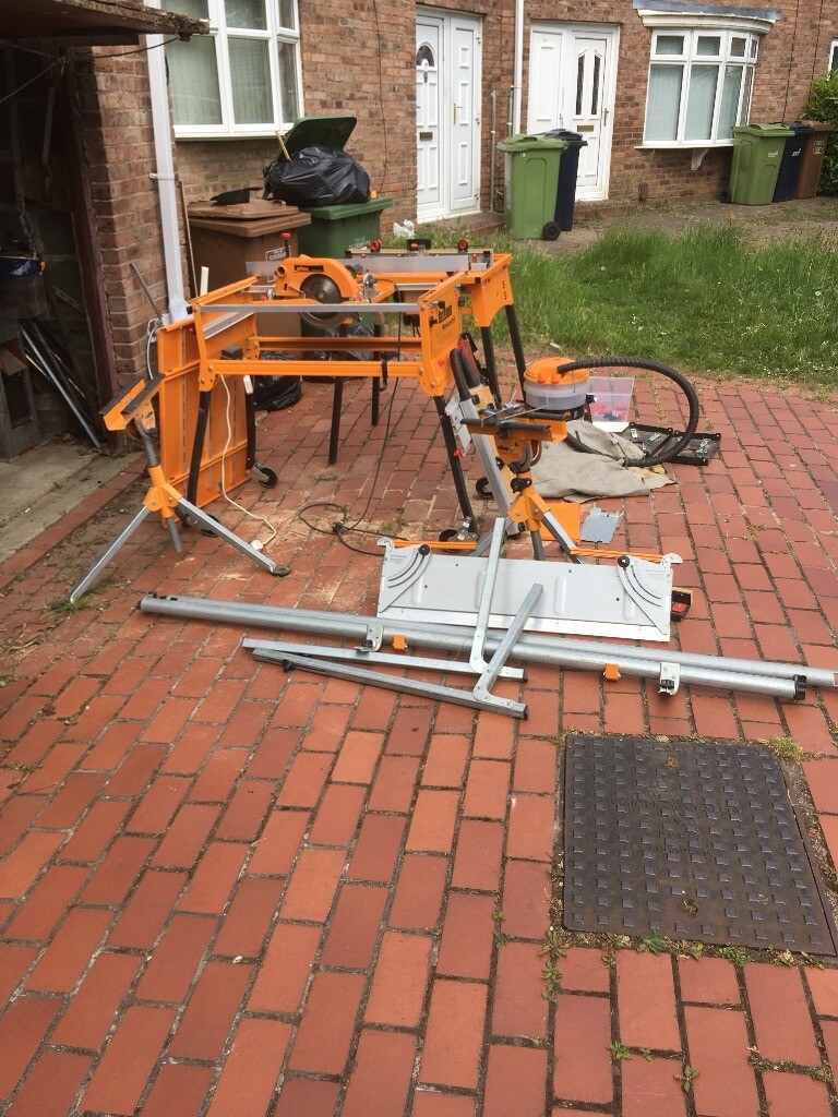 Triton 2000 work centre, saw table and router table and accessories