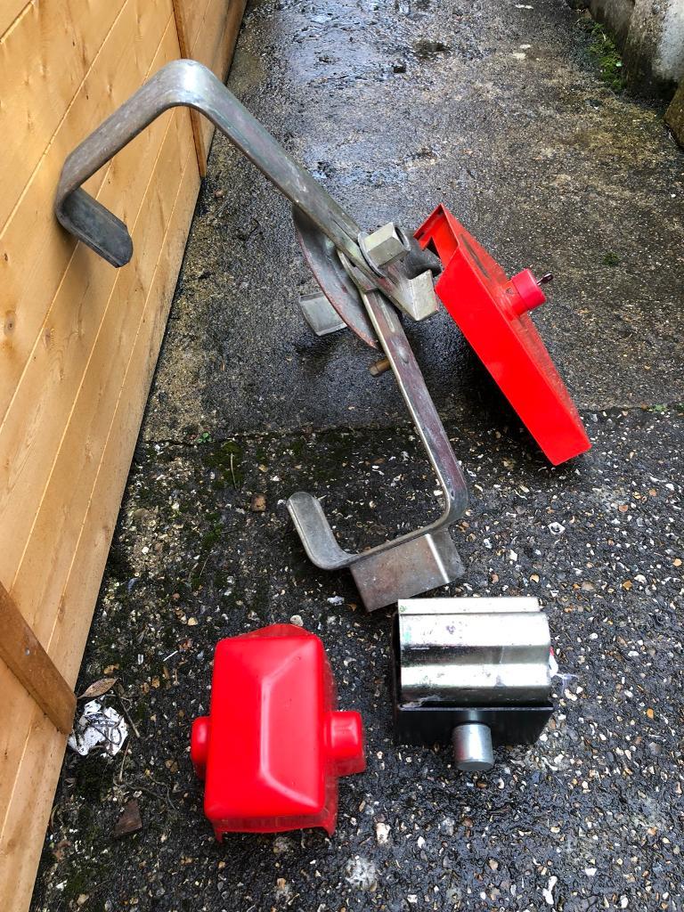 Bulldog Wheel clamp and tow bar lock in Wendover, Buckinghamshire