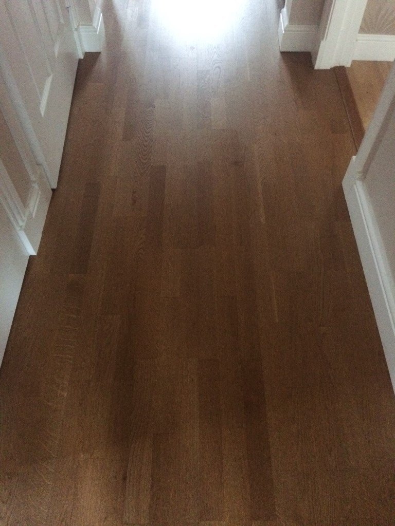 9 PACKS OF 3 STRIP REAL WOOD TOP LAYER 0AK CARAMEL PARAQUET FLOORING