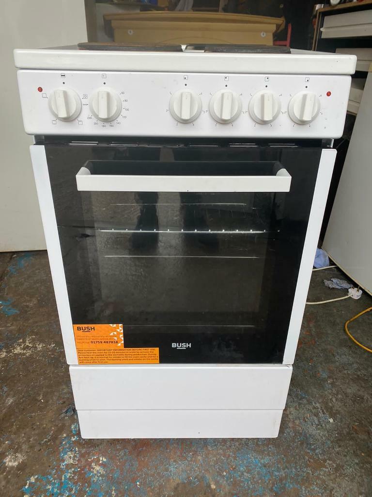 BUSH ELECTRIC WHITE COOKER GRILL OVEN in Eccles, Manchester Gumtree