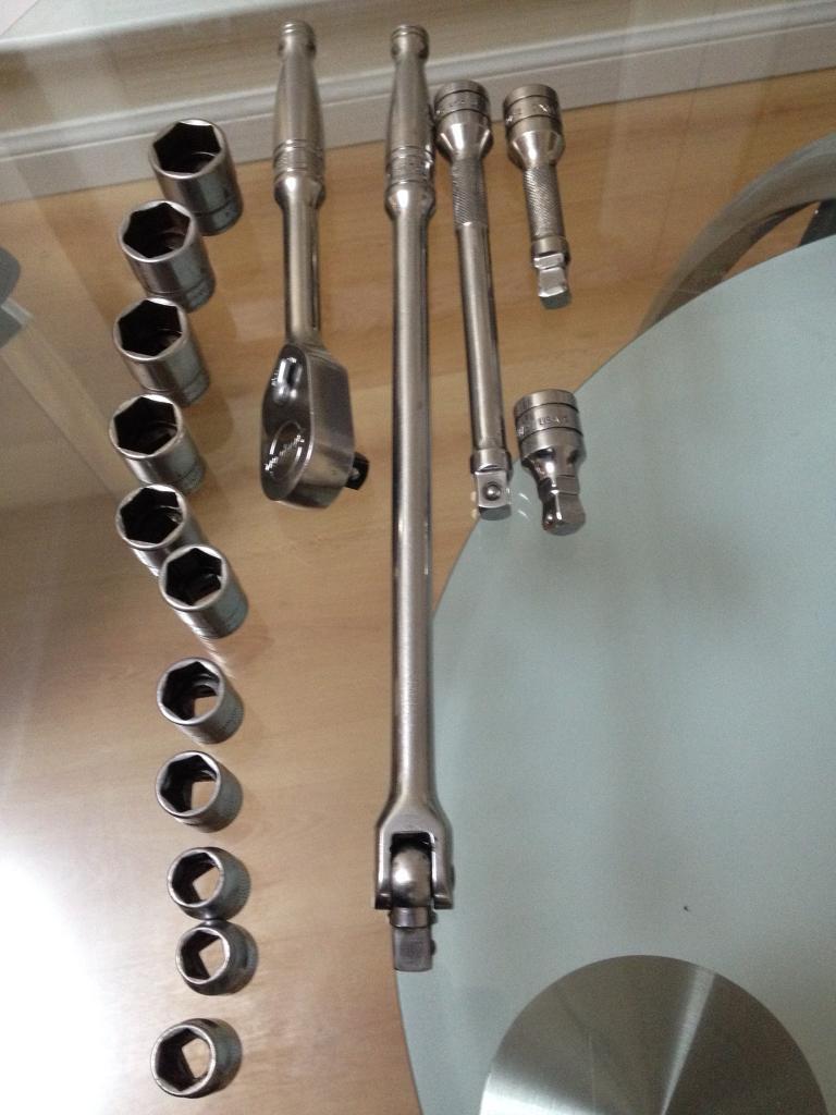 3/8th DRIVE SNAP ON SOCKET SET in Aberdeen Gumtree