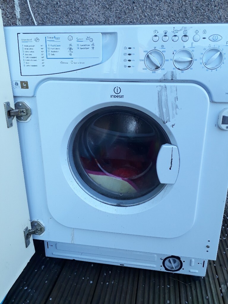 Indesit Integrated Washing Machine FREE spares repairs in Ferry Road
