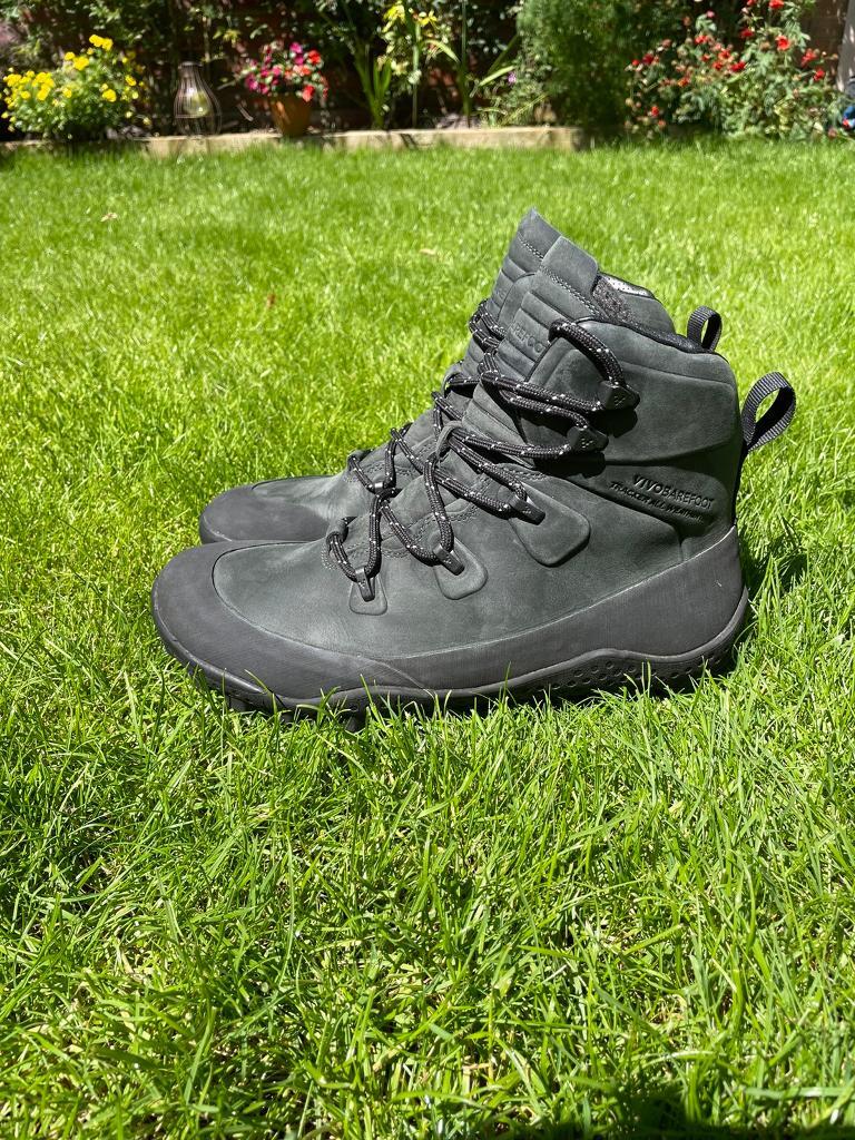 vivobarefoot tracker uk