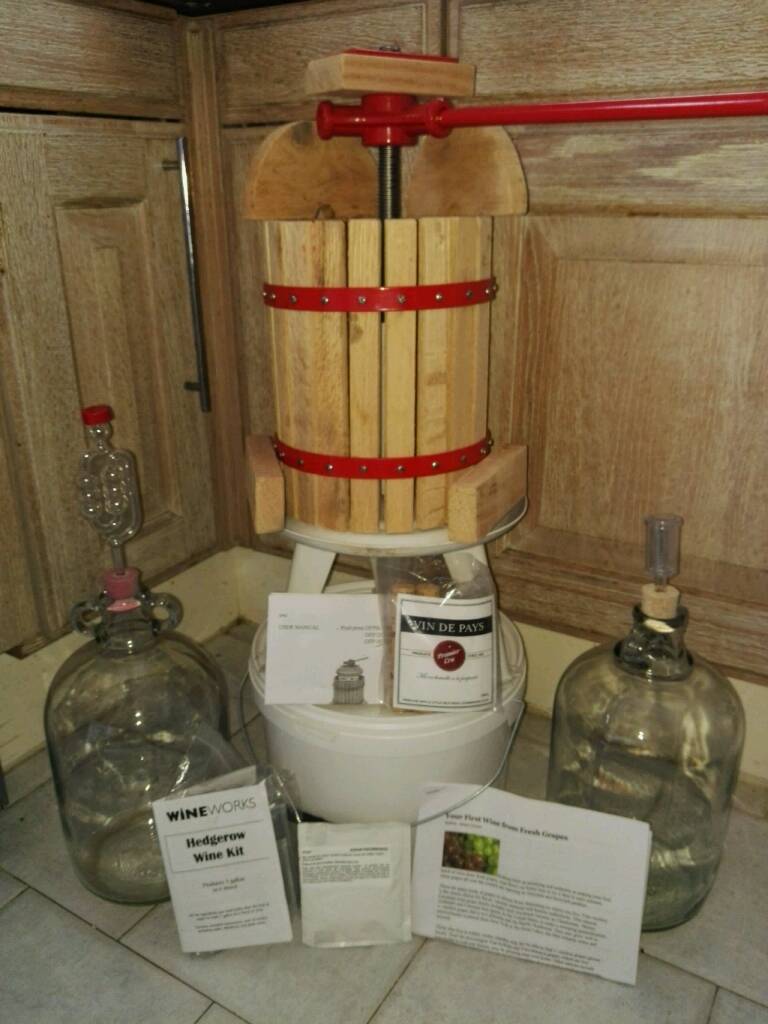 Beginners Wine & Cider Making Kit Fruit Press, Demijohns, Wine Kit