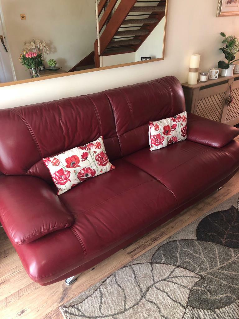 2&3 Seater Red Leather sofa in Renfrewshire Gumtree