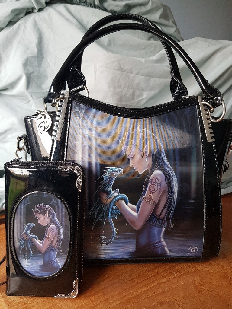 Beautiful Anne Stokes Water Dragon 3D design handbag and matching purse