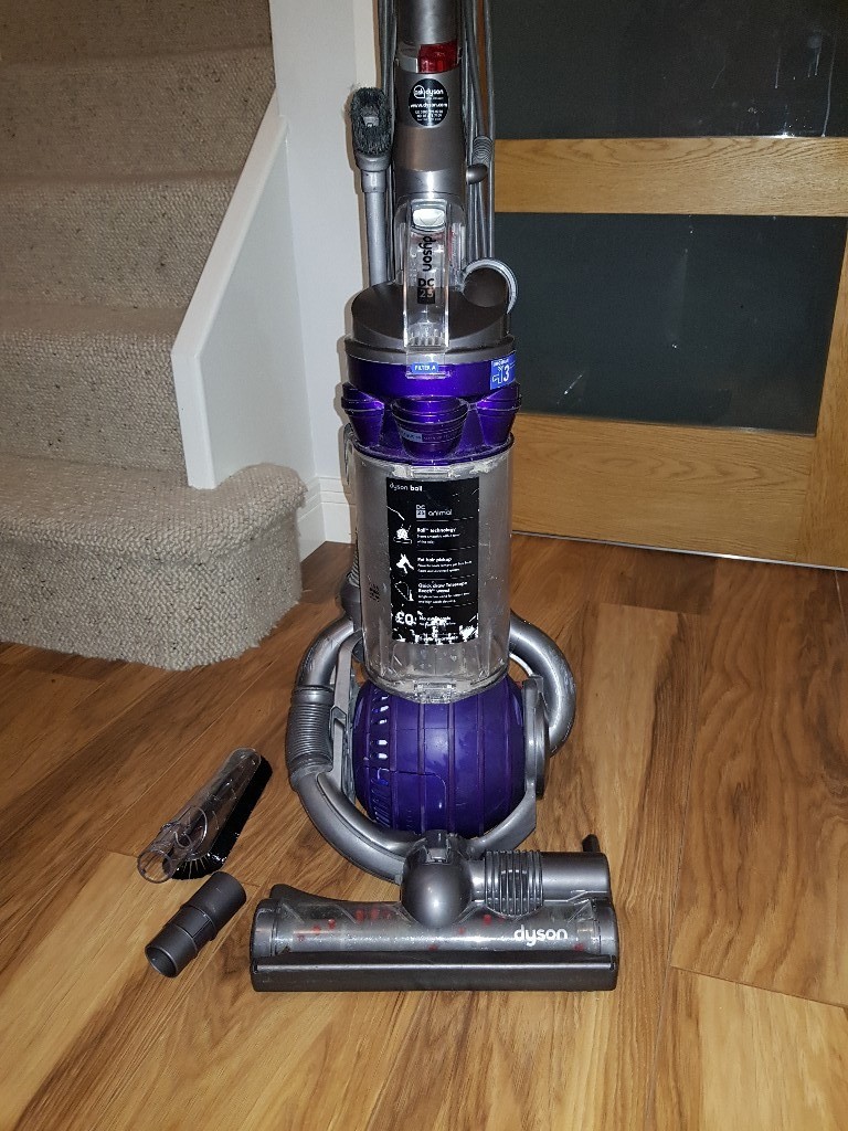 Dyson dc25 hoover in Oadby, Leicestershire Gumtree