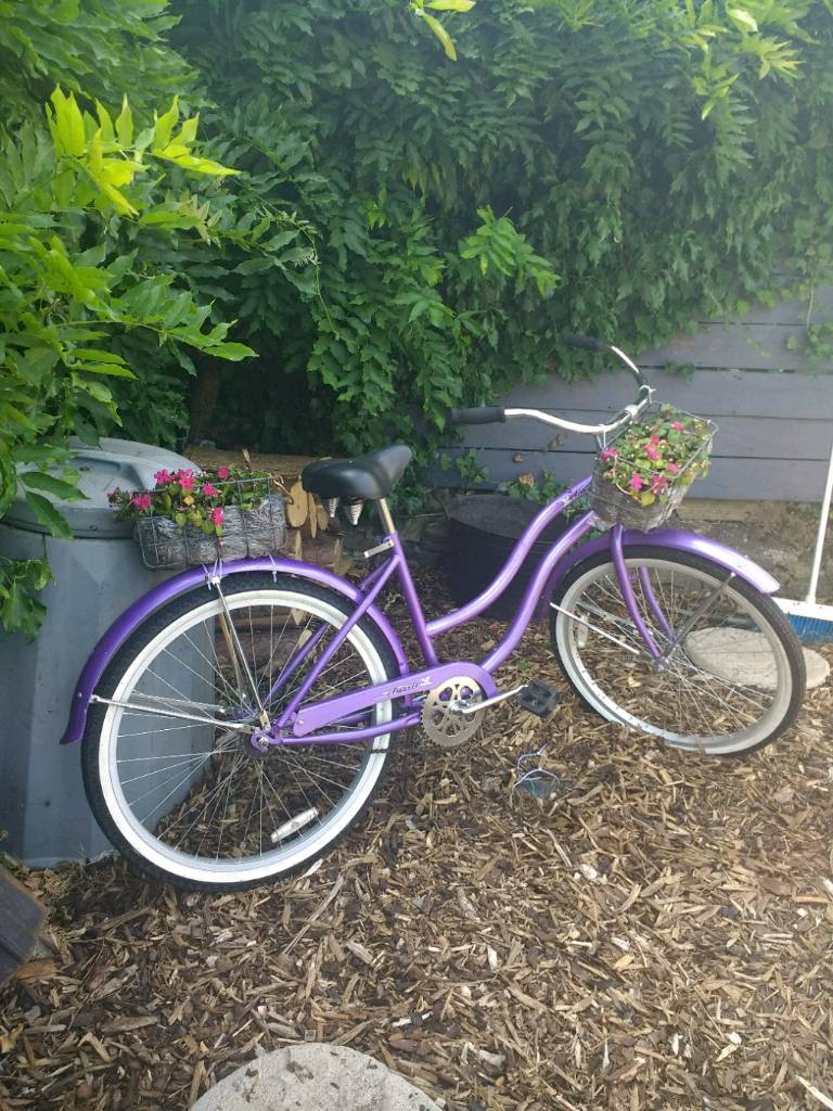 Beautiful metallic purple ladies bike. Brand new in Gloucestershire