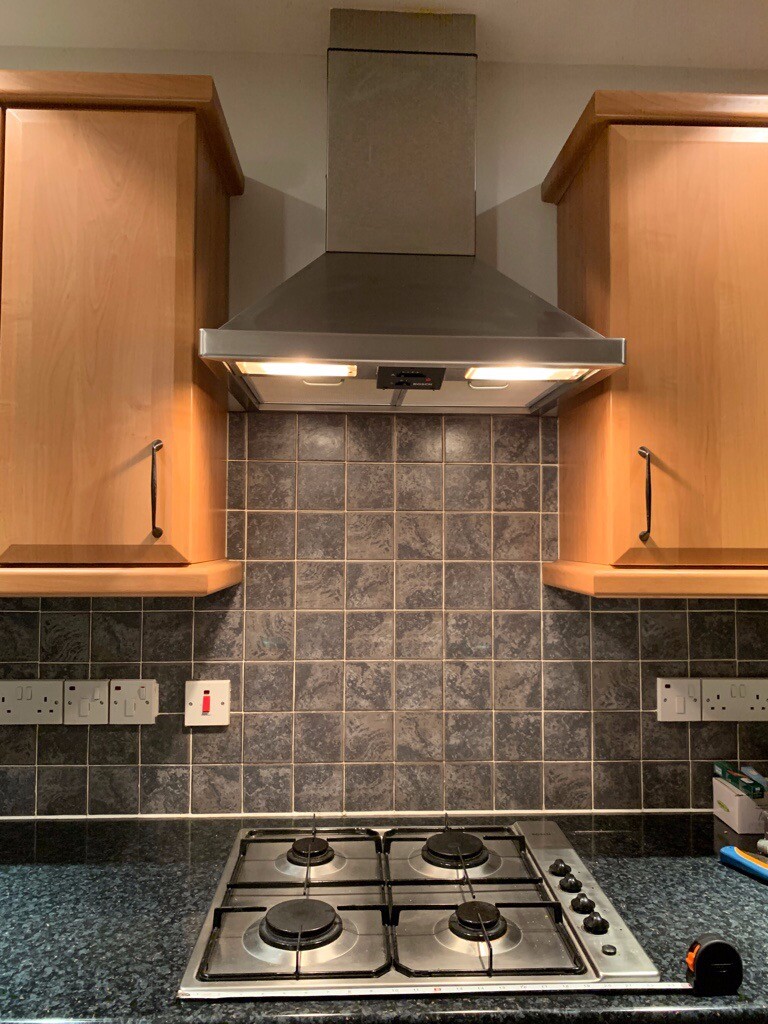 Cooker Hood And Hob Cook Smart & Fast With OBRO's Intelligent HDX2 Hood & Hob A cooker hood