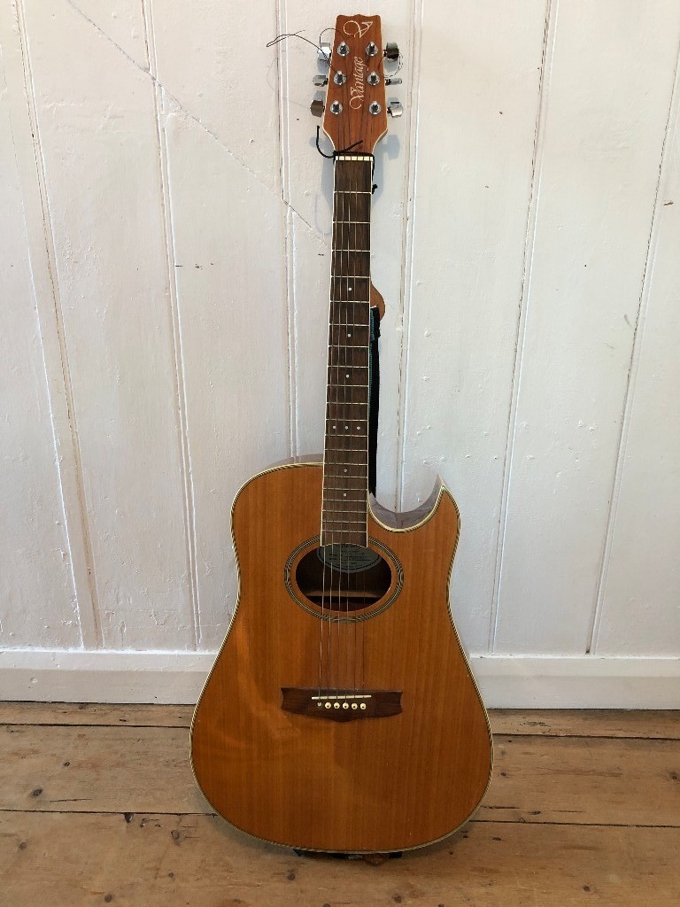 Vantage VS35CE Electro Acoustic Guitar Good Condition in Exeter