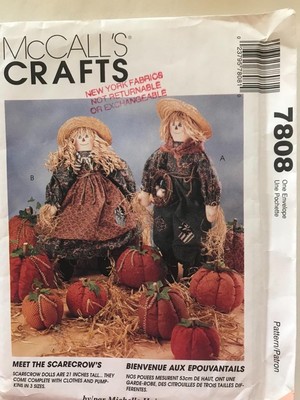 MCCALLS 7808 MR & MRS SCARECROW AND PUMPKINS PATTERN - UNCUT