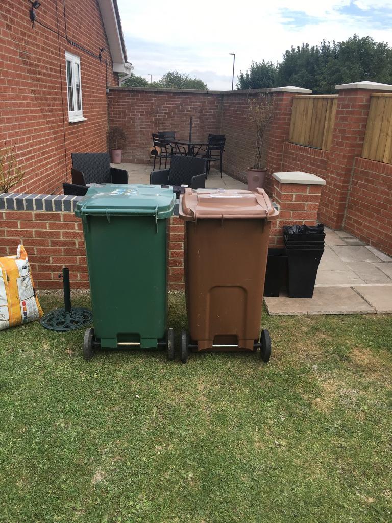Garden wheelie bins in Washington, Tyne and Wear Gumtree