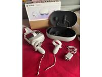 Oculus Quest 2 256gb almost new with case