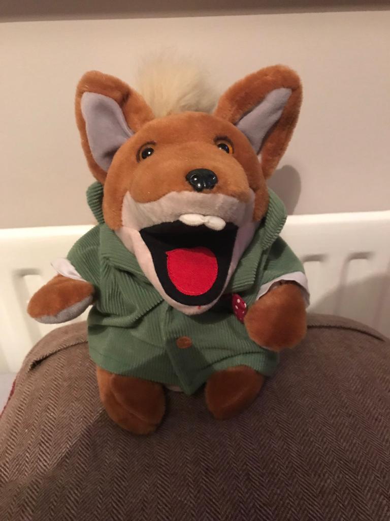 Brilliant Plush Basil Brush Hand Puppet (as new) in Bournemouth