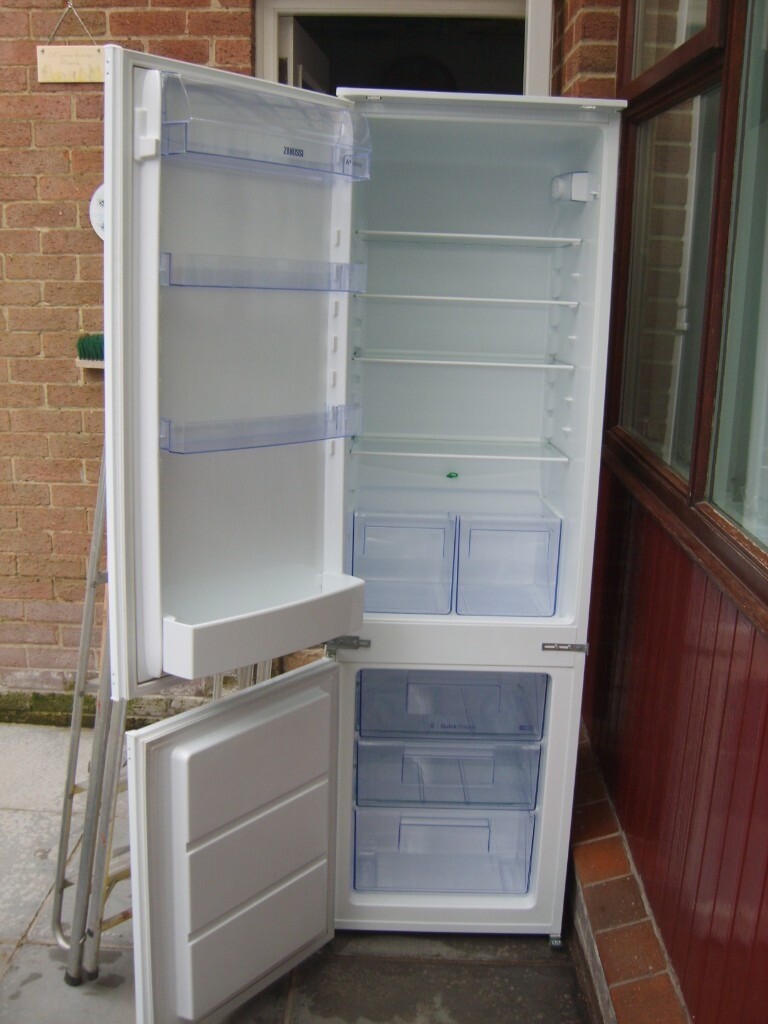 Integrated Zanussi Fridge & Freezeer in Portadown, County Armagh