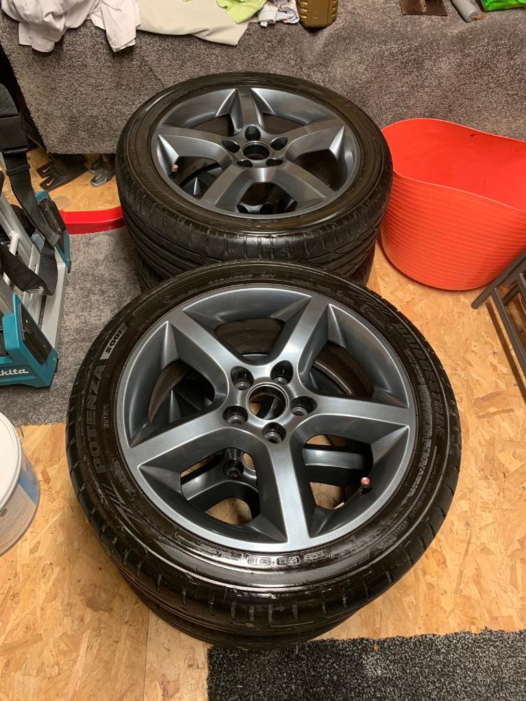 Vauxhall Astra/Zafira 17” Alloy wheels with new tires in Ipswich