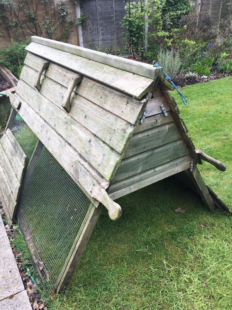 Wooden Ark Boughton Chicken Coop by Forsham Cottage Arks in