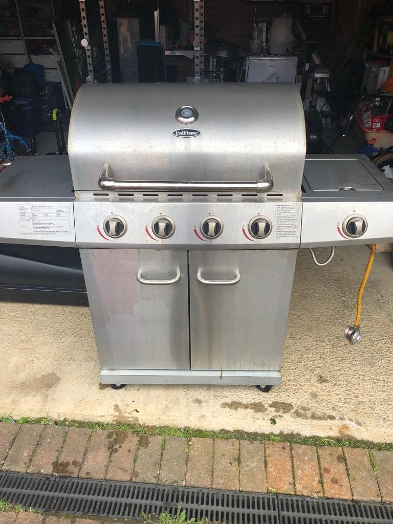 Uniflame 4 burner barbecue with side burner in Lincoln, Lincolnshire