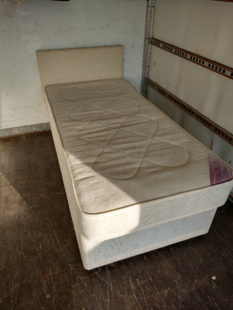 Single divan bed / headbord bed / single mattress bed | in Sighthill,  Edinburgh | Gumtree Single divan bed / headbord bed / single mattress bed | in Sighthill,  Edinburgh | Gumtree