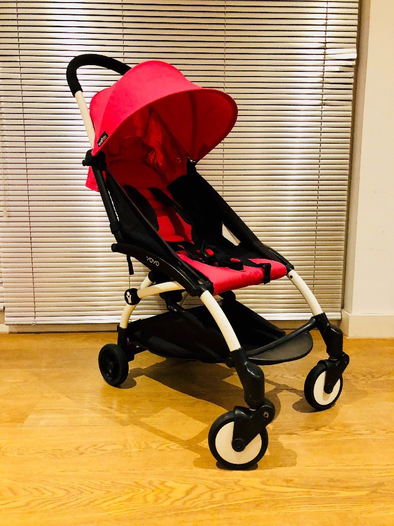 Preloved Babyzen Yoyo 6+ stroller/pushchair in Black & Pink in Kings