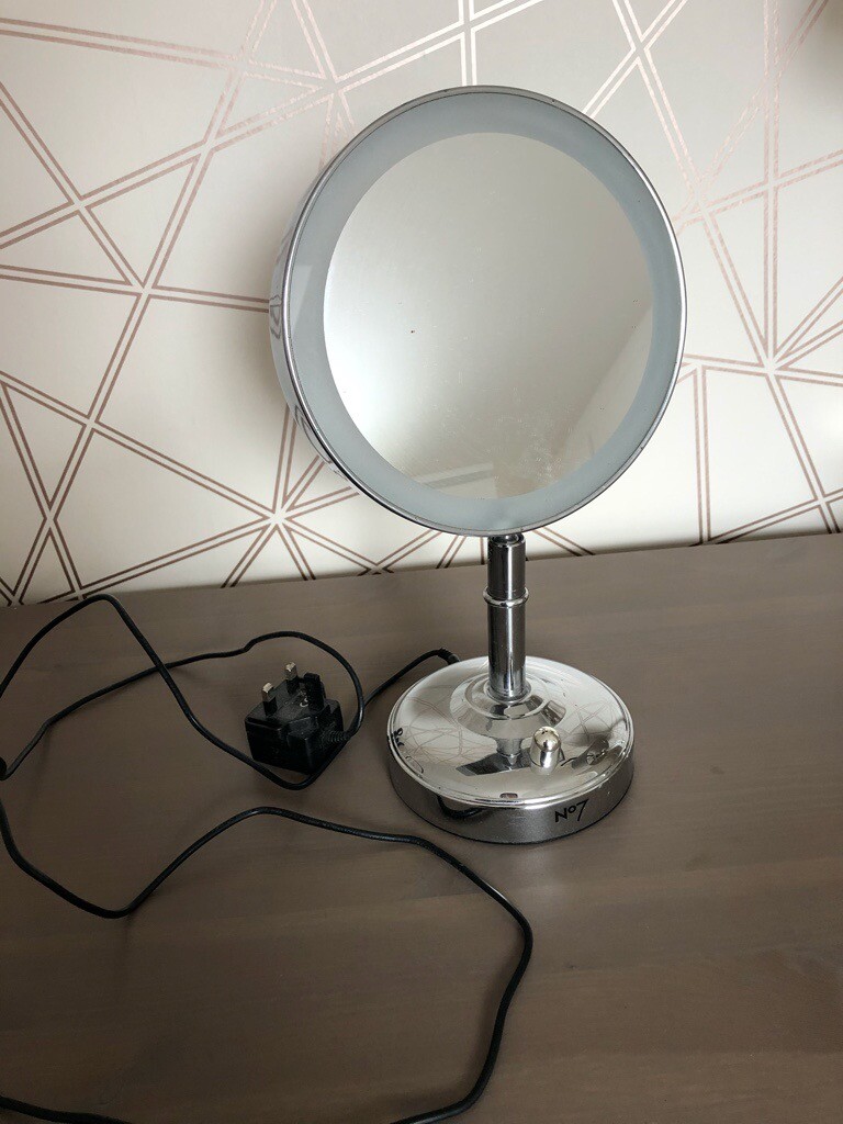 No7 light up makeup mirror in Newcastle, Tyne and Wear Gumtree