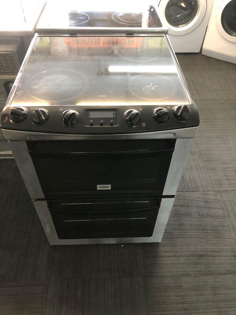 Freestanding Zanussi 60cm wide electric cooker in Mansfield
