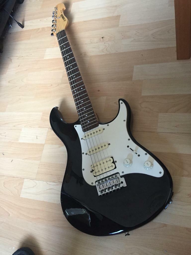 Yamaha EG112 Electric Guitar CAN POST in Beeston, West Yorkshire