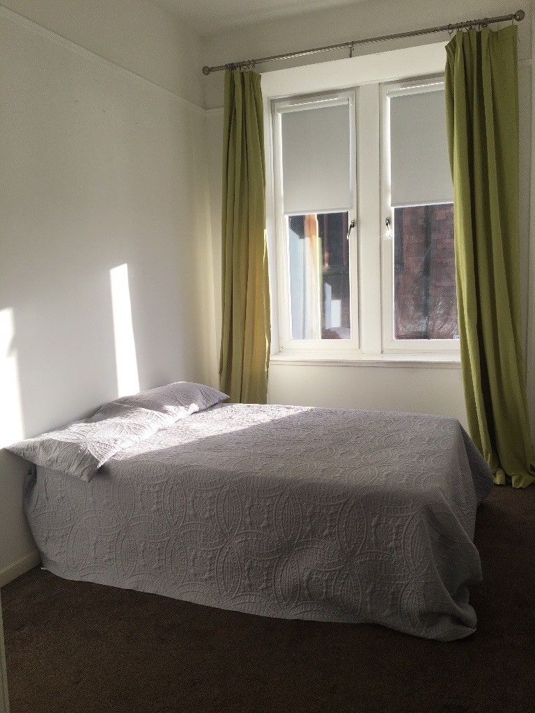 2 Bedroom Flats To Rent In Glasgow West End Bedroom Poster