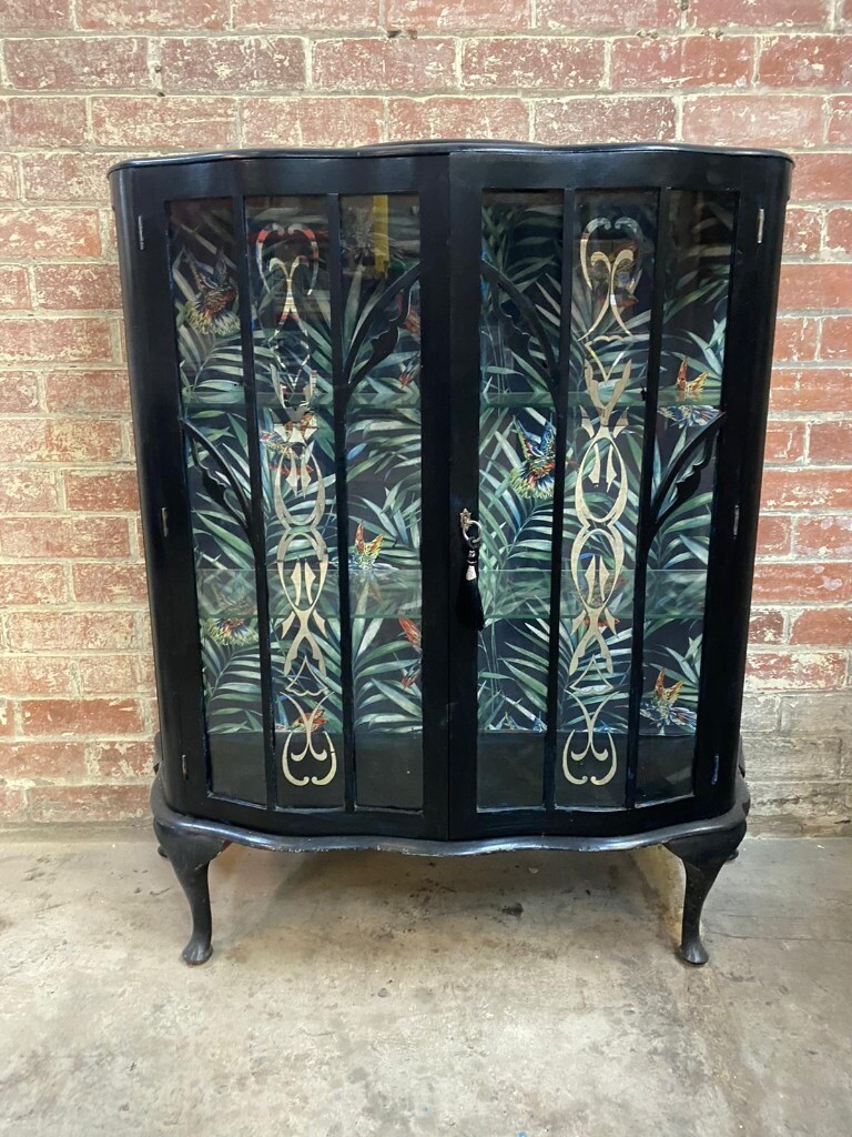 Antique Upcycled GIN With Glass Shelves MATT BLACK Cocktail