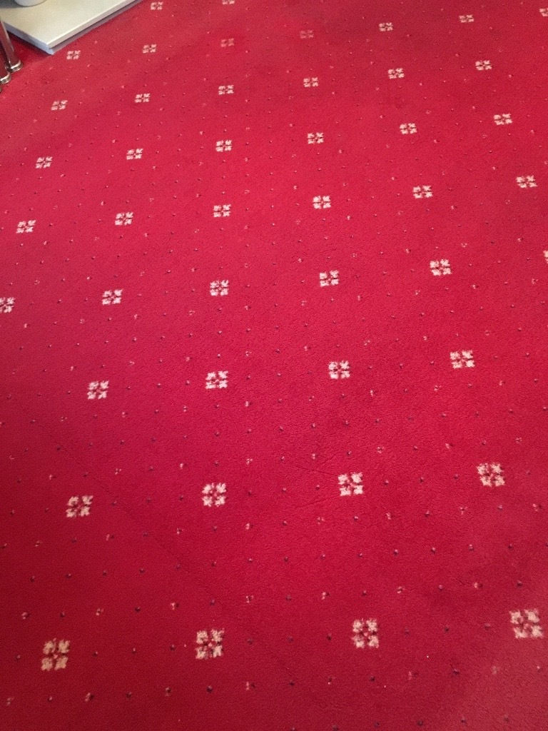 Excellent condition red carpet for sale. Size 5m x 4m in Worthing