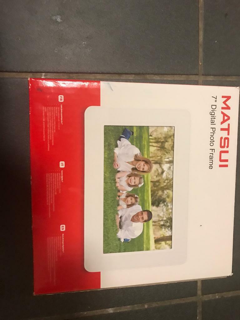 7” Digital Photo Frame