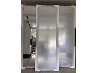 Contemporary Shaker Mirrored (dove grey) 3 panel sliding wardrobe door.