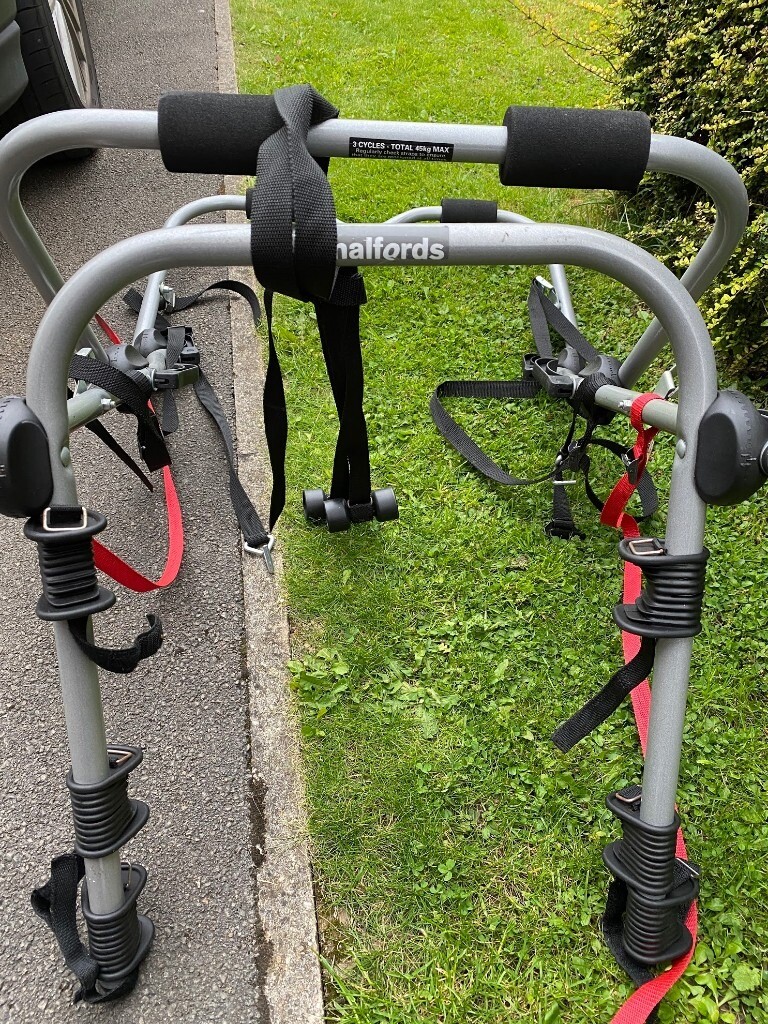 Halfords 3 bike rack in Woodlesford, West Yorkshire Gumtree
