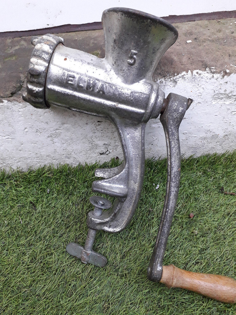 Genuine Vintage/Antique Manual Hand Meat Mincer No5 cast iron £8 each