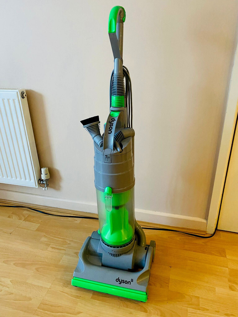 DYSON DC04 UPRIGHT ABSOLUTE VACUUM CLEANER HOOVER CLUTCHLESS TOOLS