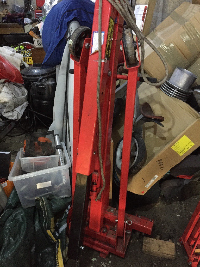 Clarke Engine lift in Banff, Aberdeenshire Gumtree