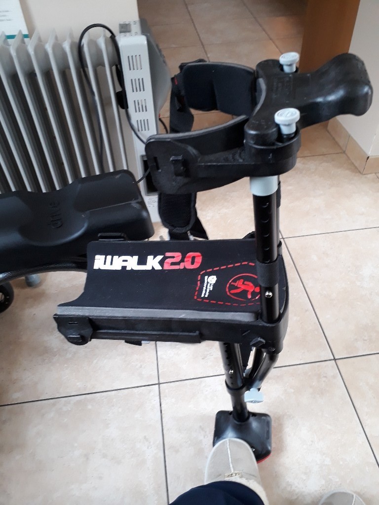 IWalk 2.0 Hands Free Crutch for sale in North Baddesley, Hampshire