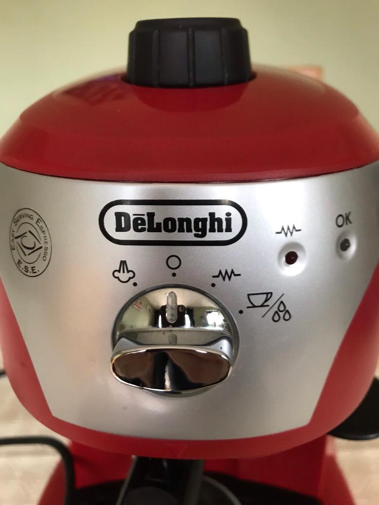 DeLonghi Espresso machine w milk frother in Ramsbottom, Manchester