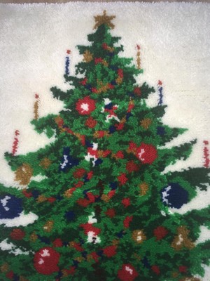 SHILLCRAFT Christmas Tree  Latch Hook Rug/ Wall Hanging ~ Completed! 30 x 50