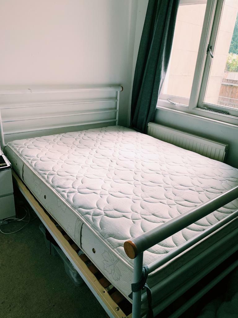Free Double Bed! Must be collected TODAY in Stoke Newington, London