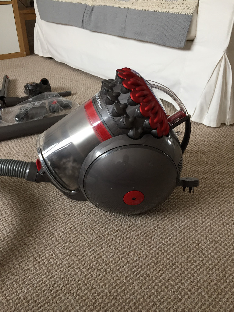 Dyson Vacuum Big Ball Total Clean For Sale EXCELLENT CONDITION!! GREAT