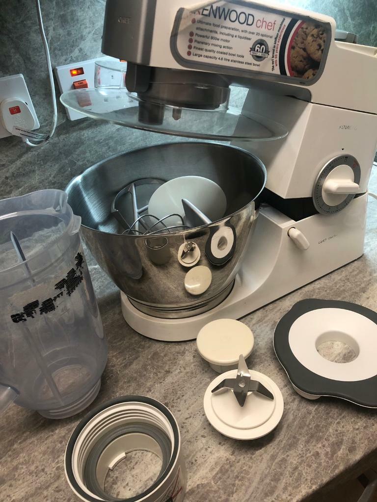 Kenwood chef classic kitchen mixer with blender in West End, Glasgow