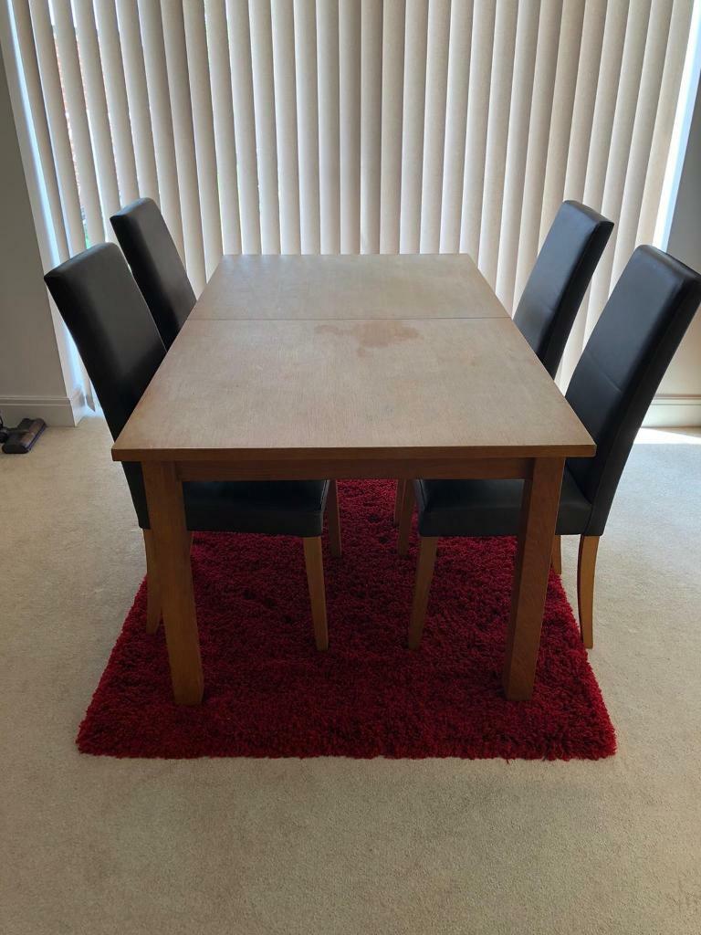 Hudson oak ext dining table with 6 chairs in Birstall, Leicestershire