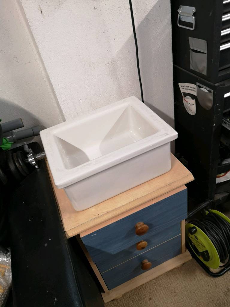 small belfast sinks for sale